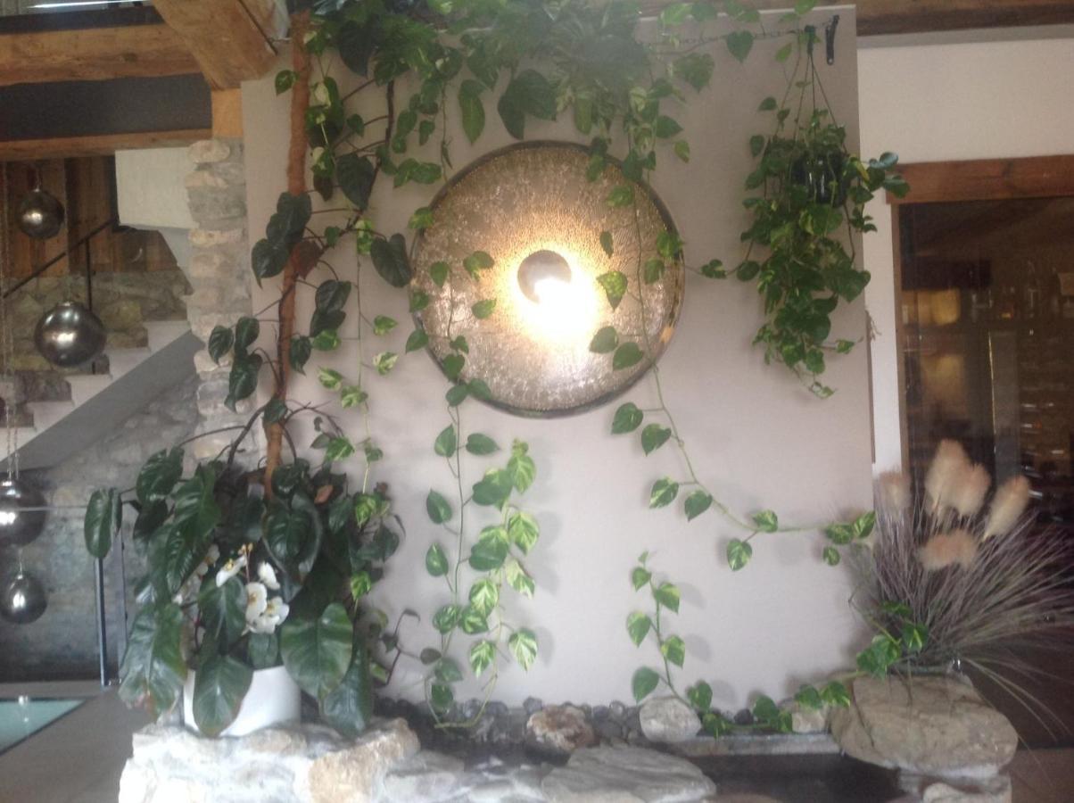 Bed and Breakfast Le Paon Bleu Annecy Poisy Exterior foto