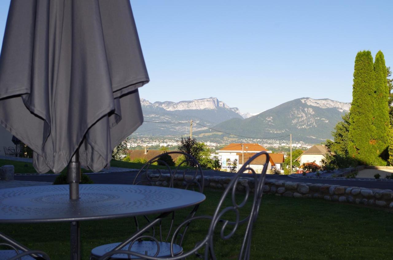 Bed and Breakfast Le Paon Bleu Annecy Poisy Exterior foto