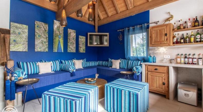 Bed and Breakfast Le Paon Bleu Annecy Poisy Exterior foto