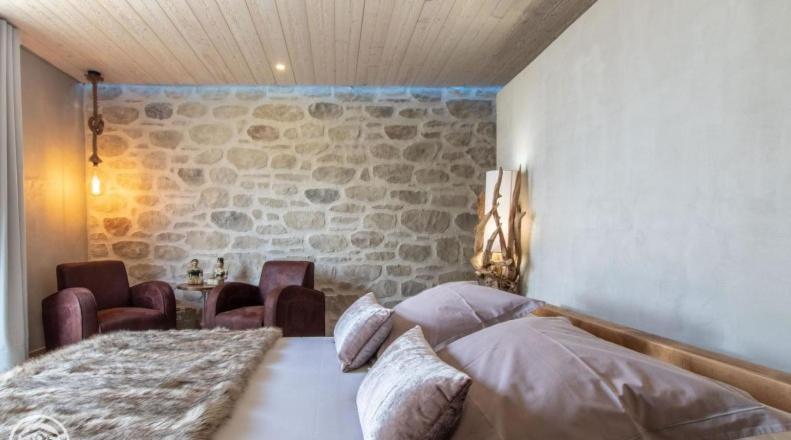 Bed and Breakfast Le Paon Bleu Annecy Poisy Exterior foto